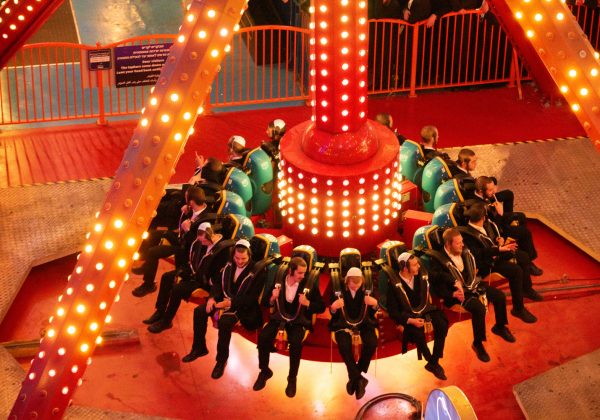 פעילות פסח 'מיט א ברען' שע"י הסיעה החסידית ביתר עילית – פארק מג'יק קאס